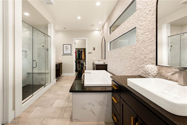 62 Grey Feather Drive, Las Vegas, NV 89135