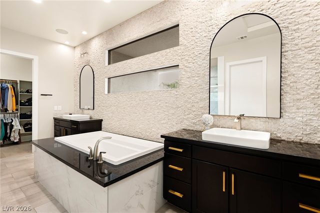 62 Grey Feather Drive, Las Vegas, NV 89135