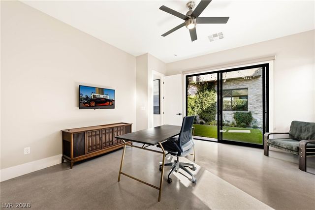 62 Grey Feather Drive, Las Vegas, NV 89135