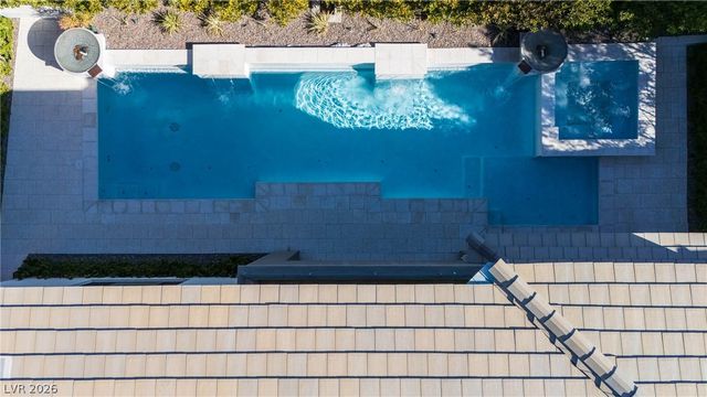 62 Grey Feather Drive, Las Vegas, NV 89135