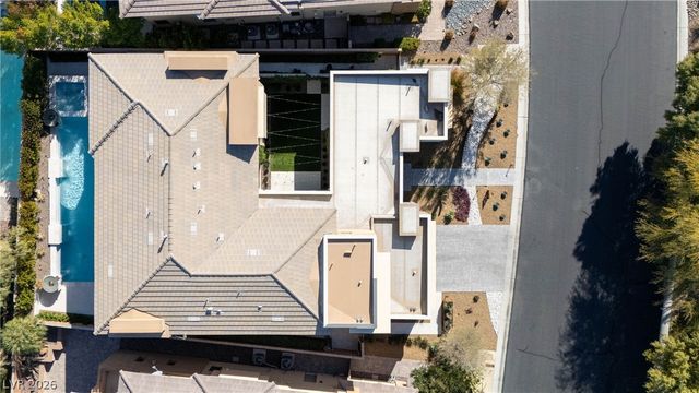 62 Grey Feather Drive, Las Vegas, NV 89135