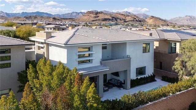 62 Grey Feather Drive, Las Vegas, NV 89135