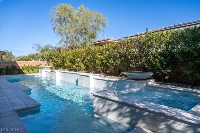 62 Grey Feather Drive, Las Vegas, NV 89135