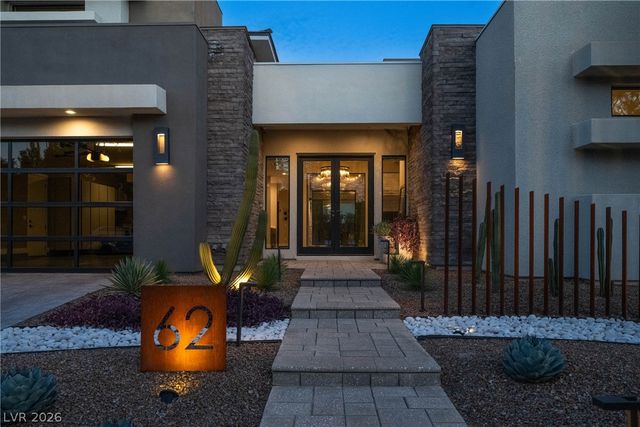 62 Grey Feather Drive, Las Vegas, NV 89135