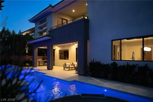 62 Grey Feather Drive, Las Vegas, NV 89135