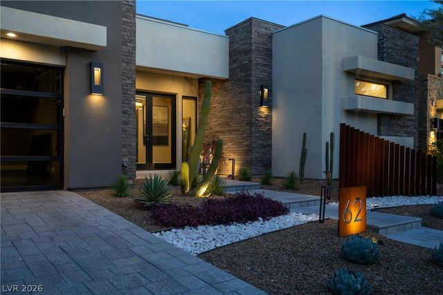 62 Grey Feather Drive, Las Vegas, NV 89135