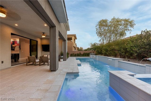 62 Grey Feather Drive, Las Vegas, NV 89135