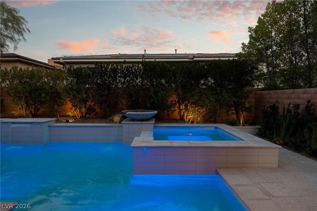 62 Grey Feather Drive, Las Vegas, NV 89135