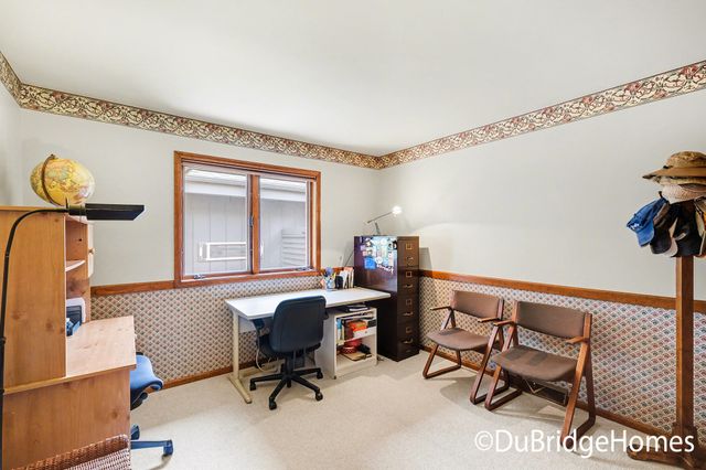 1275 Suncrest Drive Ne, Grand Rapids Twp, MI 49525