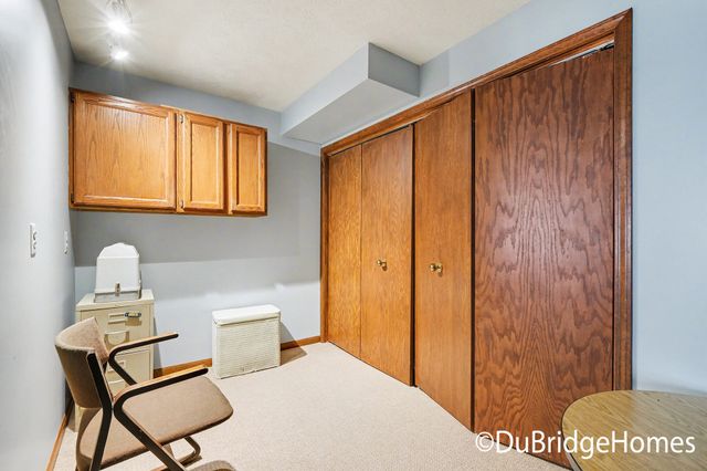 1275 Suncrest Drive Ne, Grand Rapids Twp, MI 49525