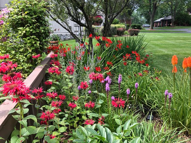 1275 Suncrest Drive Ne, Grand Rapids Twp, MI 49525