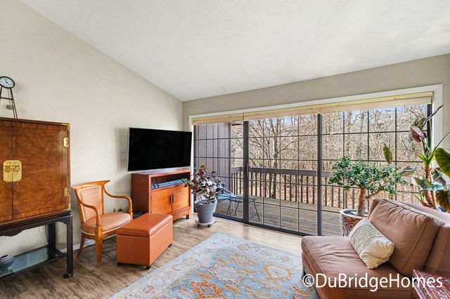 1275 Suncrest Drive Ne, Grand Rapids Twp, MI 49525