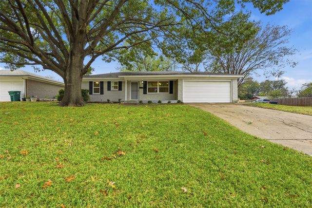 4317 Wedgmont Circle S, Fort Worth, TX 76133