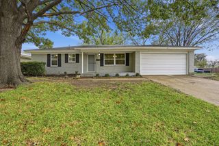 4317 Wedgmont Circle S, Fort Worth, TX 76133