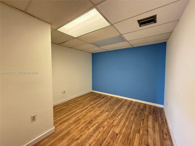 8000 NW 31st Street 19, Doral, FL 33122