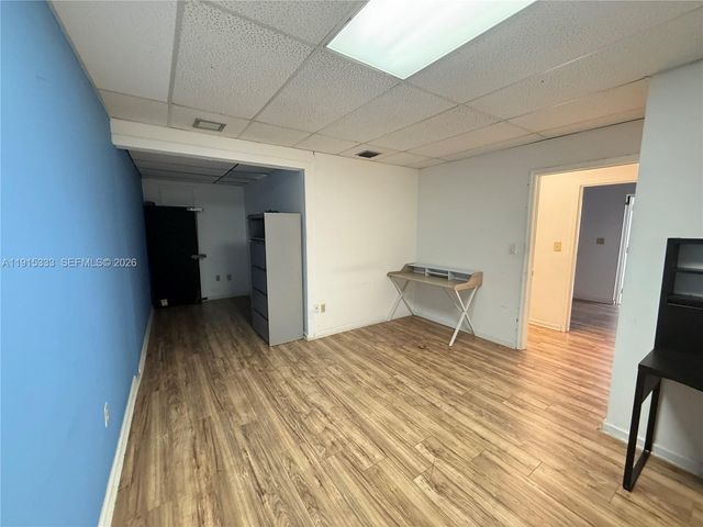 8000 NW 31st Street 19, Doral, FL 33122