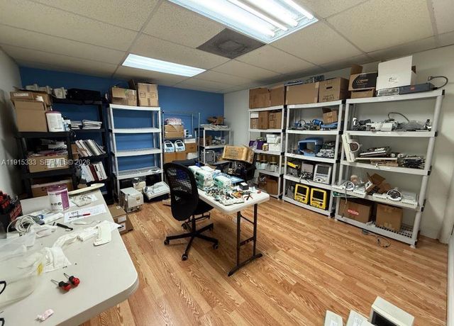 8000 NW 31st Street 19, Doral, FL 33122