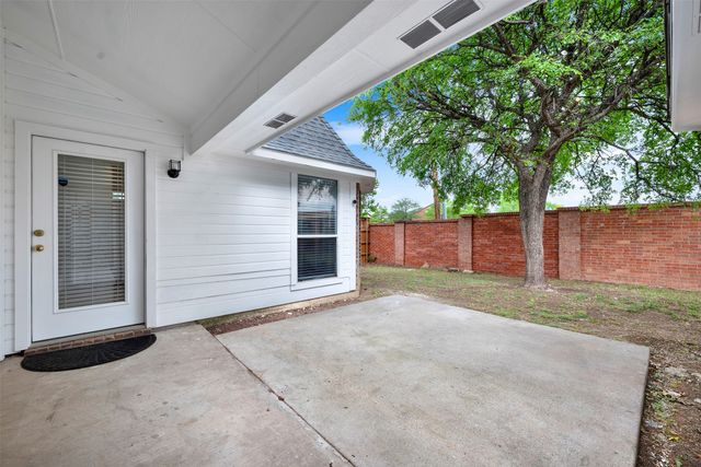 2505 Timber Ridge Drive, Garland, TX 75044