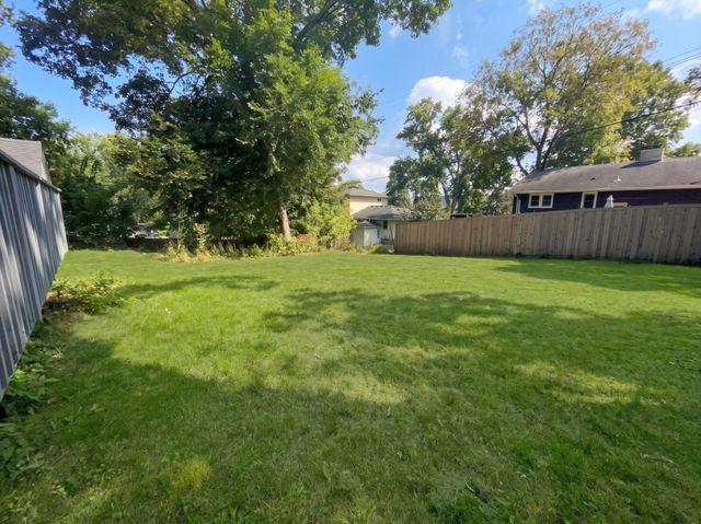 5749 Sunset Road, Mound, MN 55364