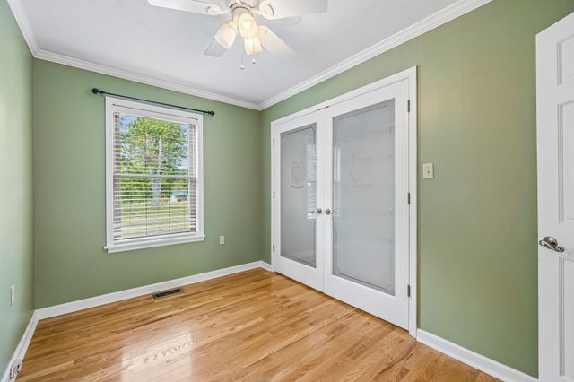 444 South Rd, Cottontown, TN 37048