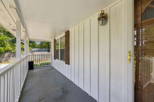 444 South Rd, Cottontown, TN 37048