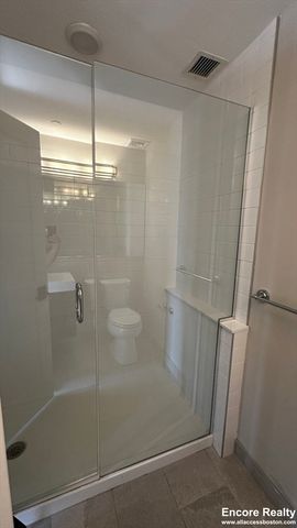 1 Everett St. 203, Boston, MA 02134