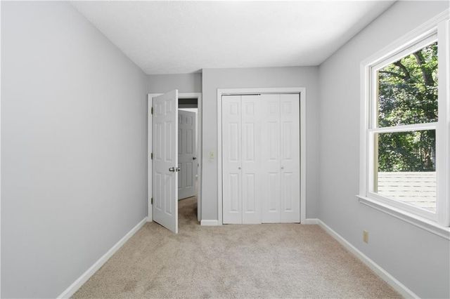 104 West Lane SE, Calhoun, GA 30701