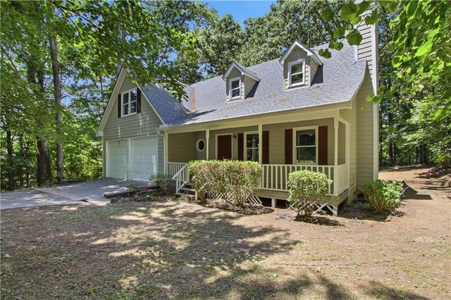 104 West Lane SE, Calhoun, GA 30701