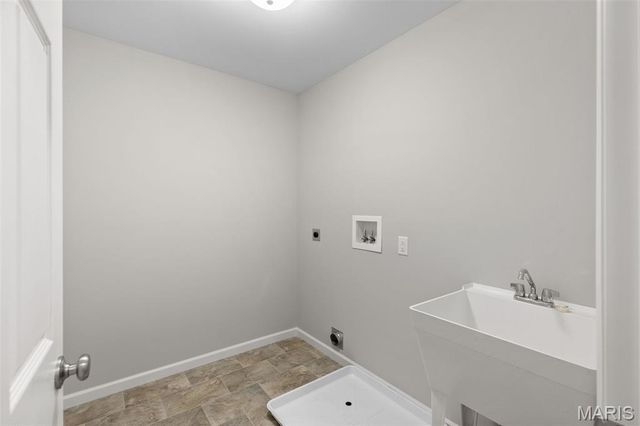 489 Spirit Drive, O'fallon, MO 63385
