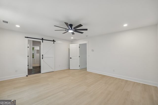 1755 Emerald Avenue SW, Atlanta, GA 30310