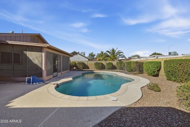 1332 W LOBO Avenue, Mesa, AZ 85202