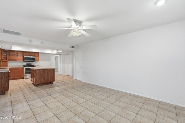 1332 W LOBO Avenue, Mesa, AZ 85202