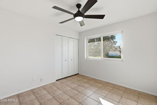 1332 W LOBO Avenue, Mesa, AZ 85202