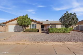 1332 W LOBO Avenue, Mesa, AZ 85202