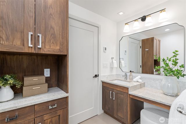 24324 138th Avenue SE, Kent, WA 98042