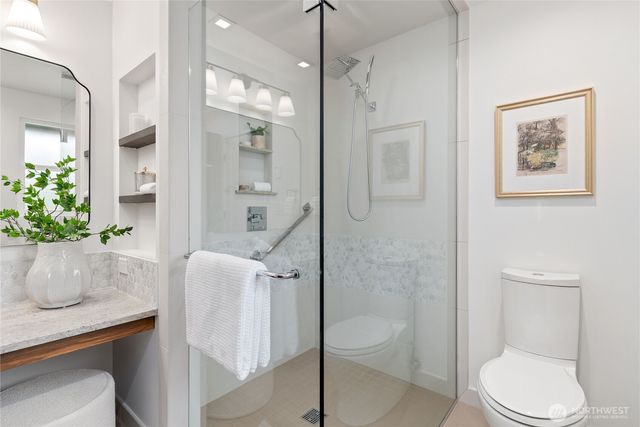 24324 138th Avenue SE, Kent, WA 98042