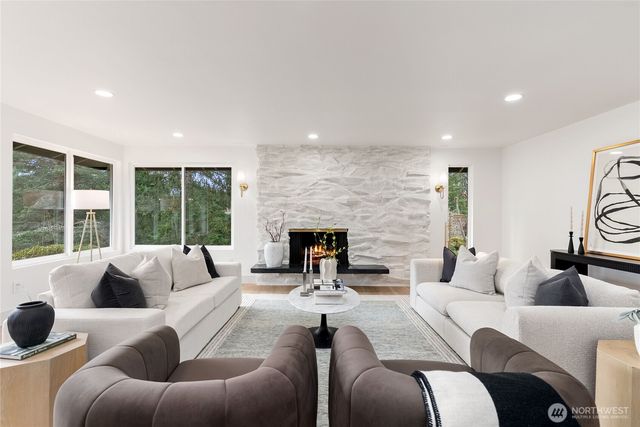 24324 138th Avenue SE, Kent, WA 98042