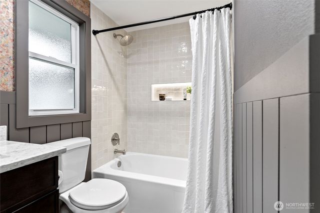 24324 138th Avenue SE, Kent, WA 98042