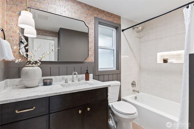 24324 138th Avenue SE, Kent, WA 98042