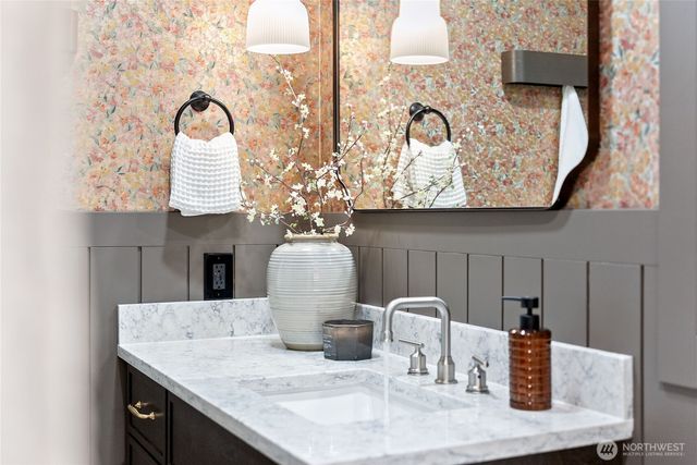 24324 138th Avenue SE, Kent, WA 98042