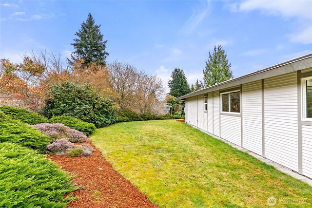 24324 138th Avenue SE, Kent, WA 98042