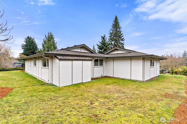 24324 138th Avenue SE, Kent, WA 98042