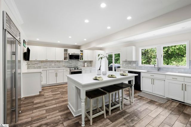 101 Mabry Drive, Spartanburg, SC 29307