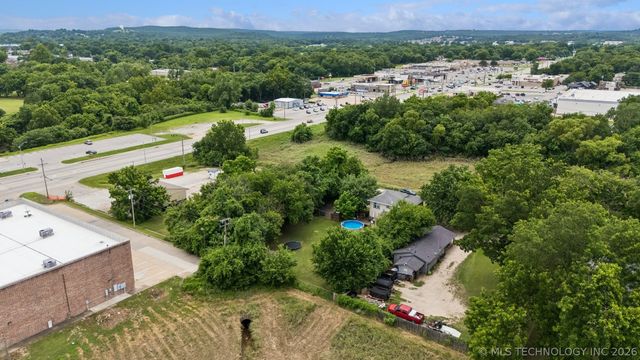 809 S Park Street, Sapulpa, OK 74066