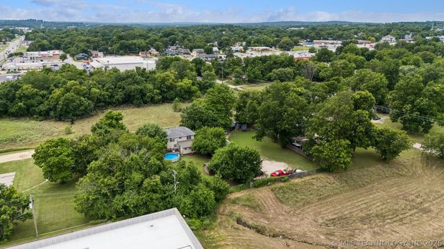 809 S Park Street, Sapulpa, OK 74066