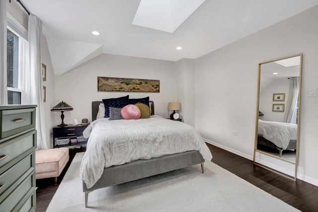 3749 W Palmer Street, Chicago, IL 60647