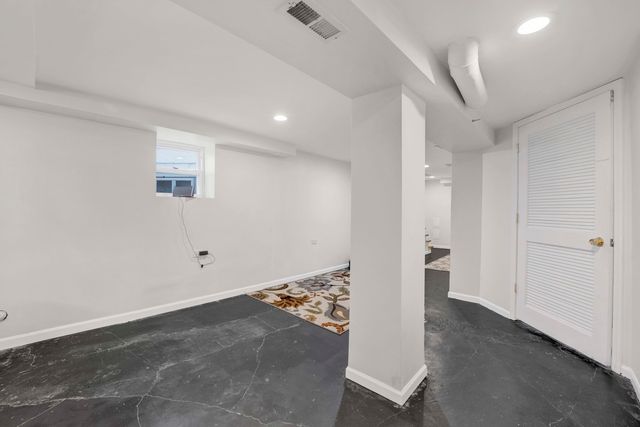 3749 W Palmer Street, Chicago, IL 60647