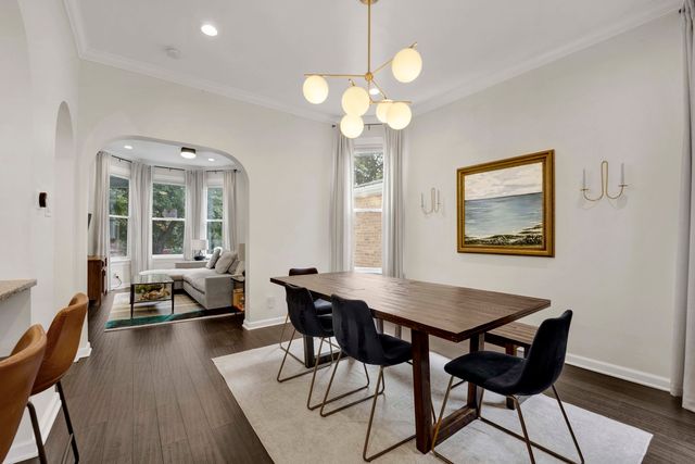 3749 W Palmer Street, Chicago, IL 60647