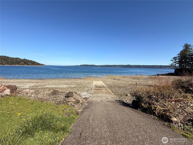 67 Birch Court, Brinnon, WA 98320