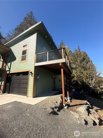 67 Birch Court, Brinnon, WA 98320